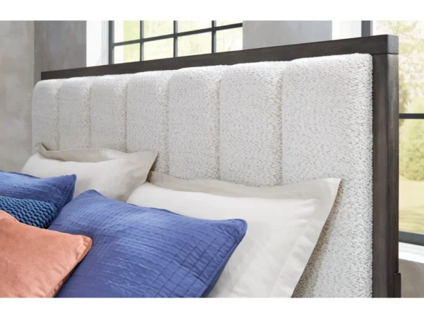 Westonfort Queen Upholstered Panel Bed - Image 4