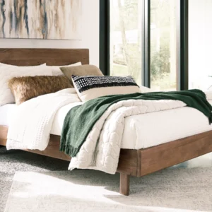 Isanti Queen Panel Bed